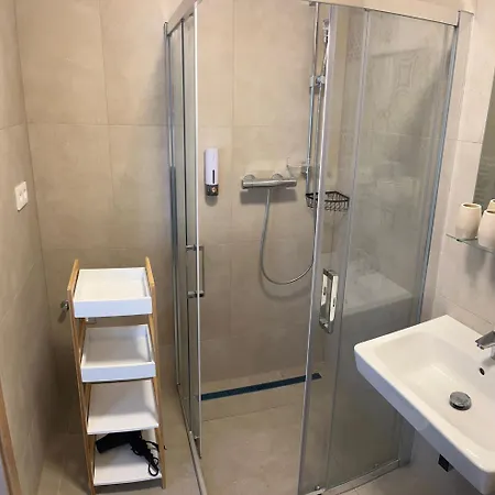 Apartman U Tedyho アパート